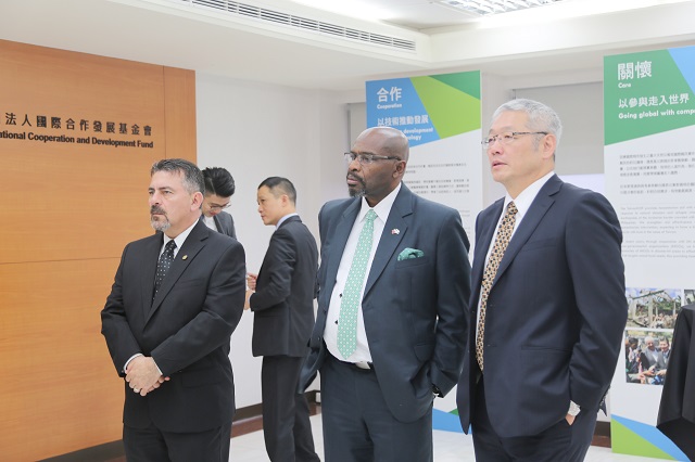 Guatemalan Minister of Environment and Natural Resources Visits the TaiwanICDF