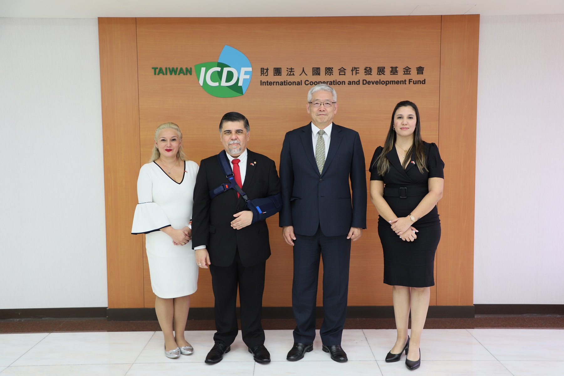 Minister of Public Health and Social Welfare of Paraguay Visits the TaiwanICDF
