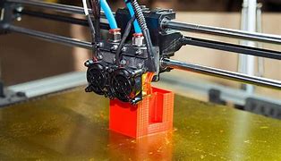 2. 3D 列印技職班 (西語)