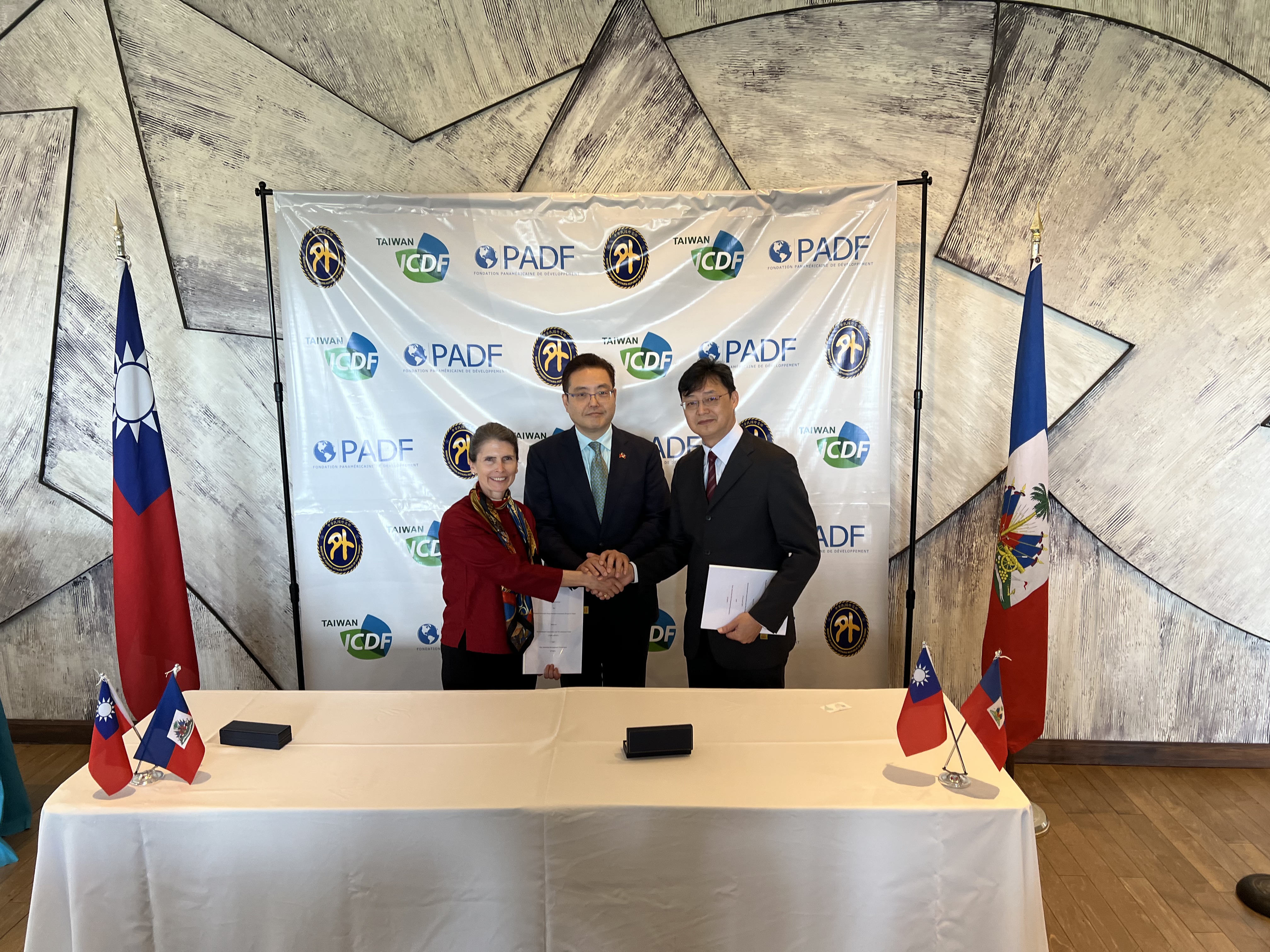 Assisting the Economic Empowerment of Women in Latin America and the Caribbean in the Post-Pandemic of COVID-19&mdash;Sub project 4: Women&rsquo;s Economic Empowerment Guarantee Project (Haiti)